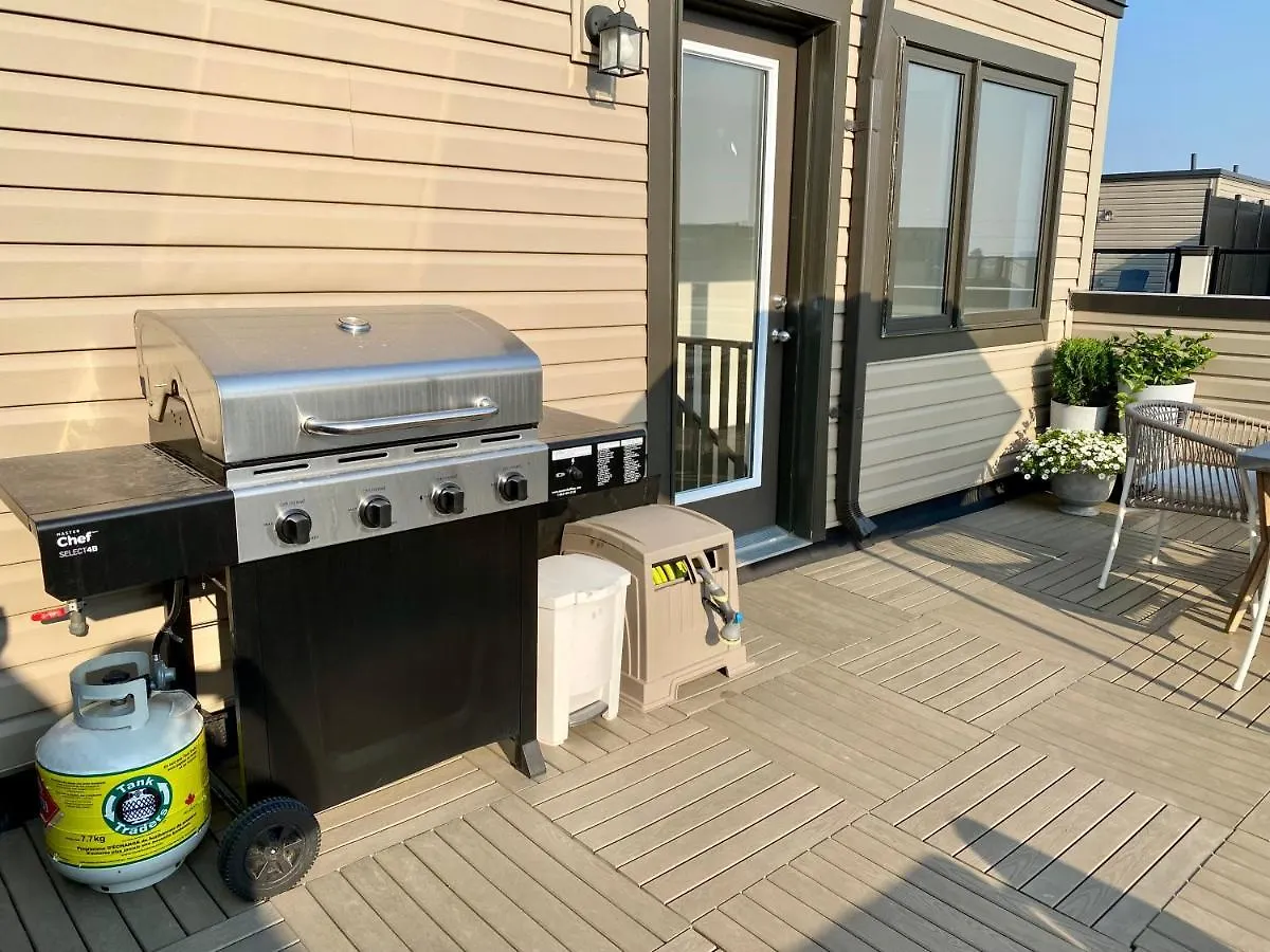 Appartement Modern And Bright Luxury Home Centrally Located In Toronto'S Gta Canada