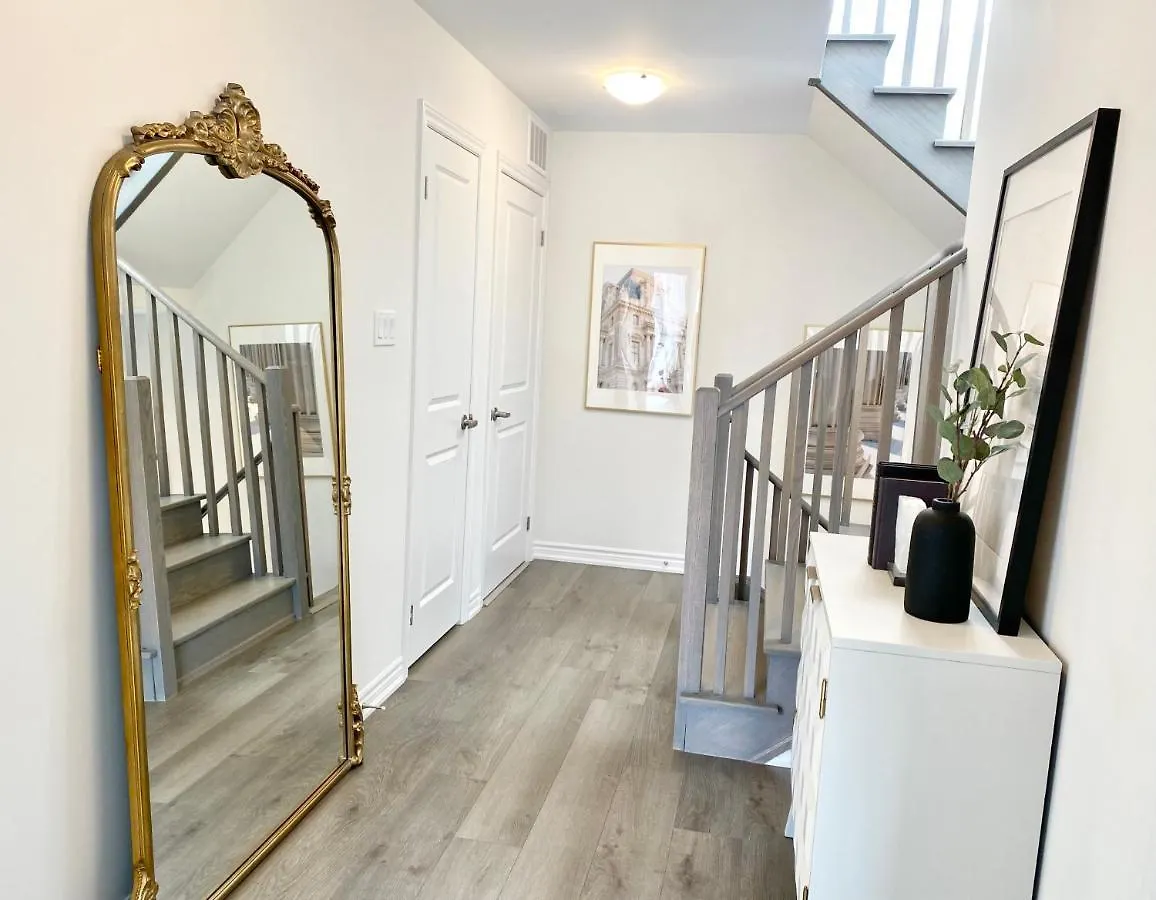 Apartman Modern And Bright Luxury Home Centrally Located In Toronto'S Gta